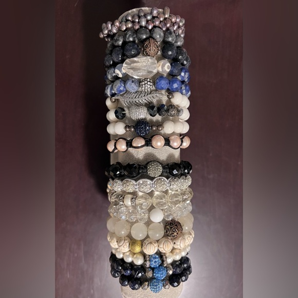 Handcrafted beaded bracelets - Picture 3 of 5